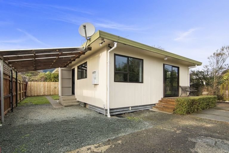 Photo of property in 2/50 Polstead Road, Stoke, Nelson, 7011