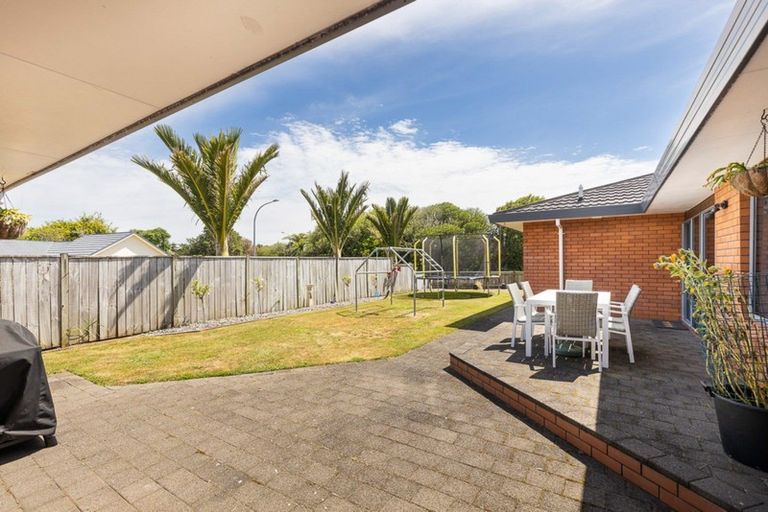 Photo of property in 68 Branch Road, Highlands Park, New Plymouth, 4312