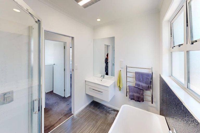 Photo of property in 41 Karamea Crescent, Kelvin Grove, Palmerston North, 4414