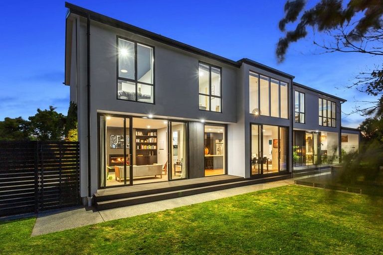 Photo of property in 15a Garden Road, Merivale, Christchurch, 8014