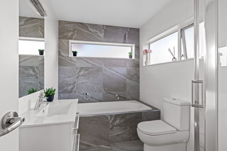 Photo of property in 8 Somerset Place, Stanmore Bay, Whangaparaoa, 0932