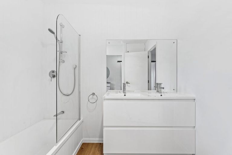 Photo of property in 11 Foster Crescent, Snells Beach, 0920