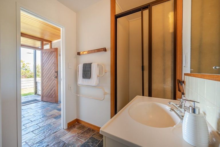 Photo of property in 19 Settlers Hill, Akaroa, 7520