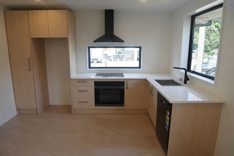 Photo of property in 1/407 Hereford Street, Linwood, Christchurch, 8011