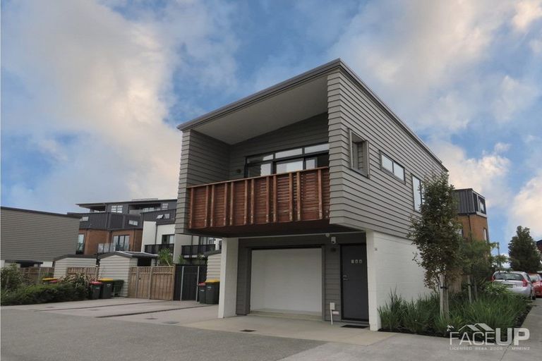 Photo of property in 166 Hobsonville Point Road, Hobsonville, Auckland, 0616