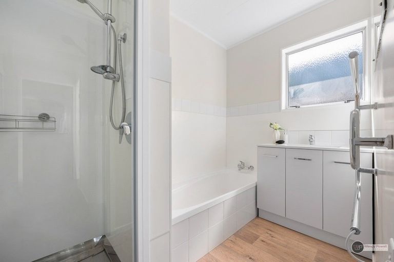 Photo of property in 42b Lord Street, Stokes Valley, Lower Hutt, 5019