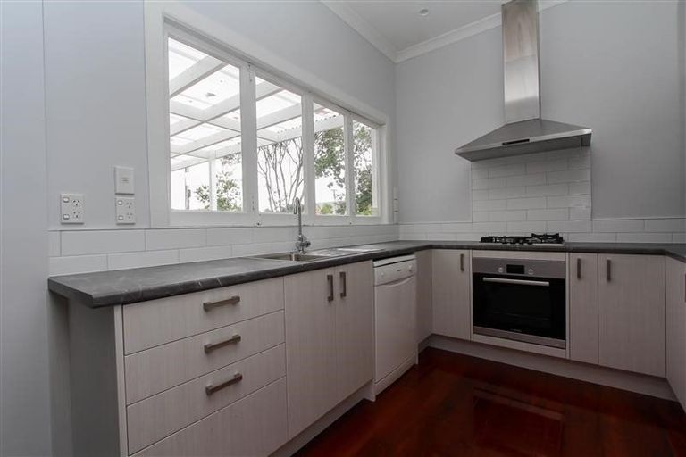 Photo of property in 36 Fifth Avenue, Enderley, Hamilton, 3214