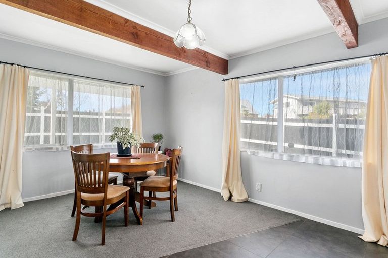 Photo of property in 2/27 Tobin Place, Richmond Heights, Taupo, 3330