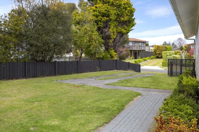 Photo of property in 21 Ward Place, Richmond Heights, Taupo, 3330