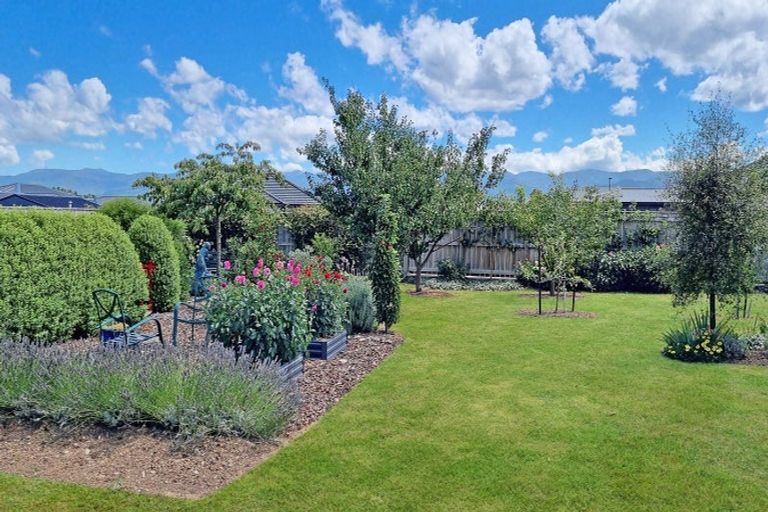 Photo of property in 1 Fantail Avenue, Carterton, 5713