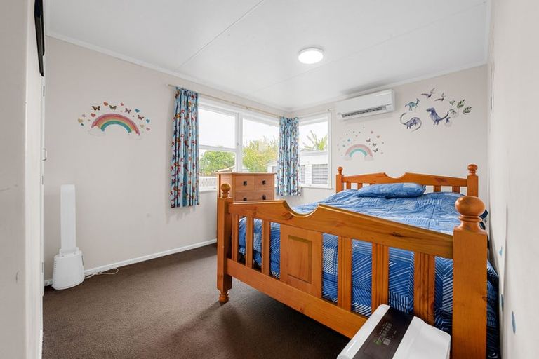 Photo of property in 104 Collins Road, Melville, Hamilton, 3206