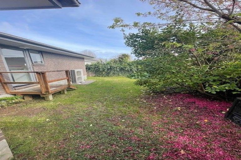 Photo of property in 7 South Street, Papakura, 2110