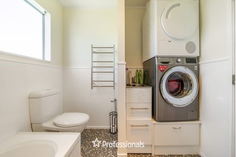 Photo of property in 20b Invercargill Drive, Kelson, Lower Hutt, 5010