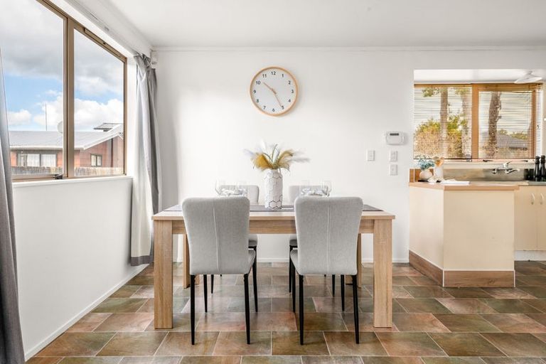 Photo of property in 5a Dowding Street, Melville, Hamilton, 3206