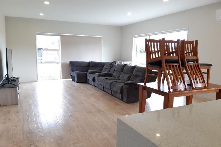 Photo of property in 15 Mclachlan Way, Pokeno, 2471