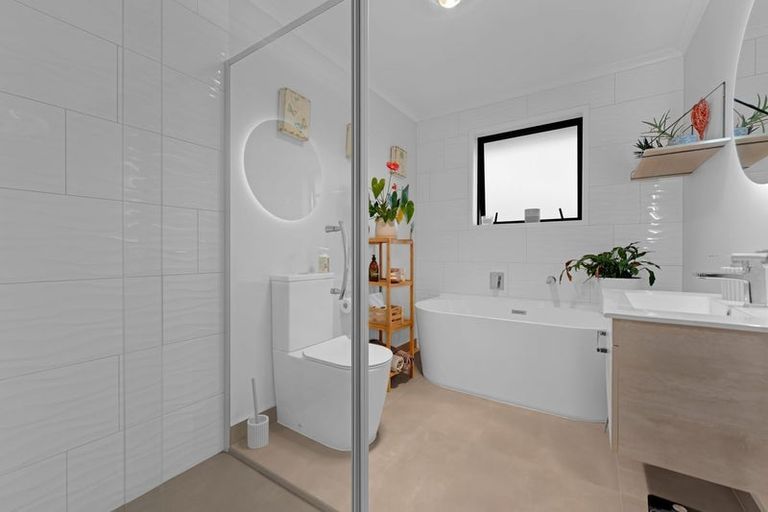 Photo of property in 100 Hitchen Road, Pokeno, 2402