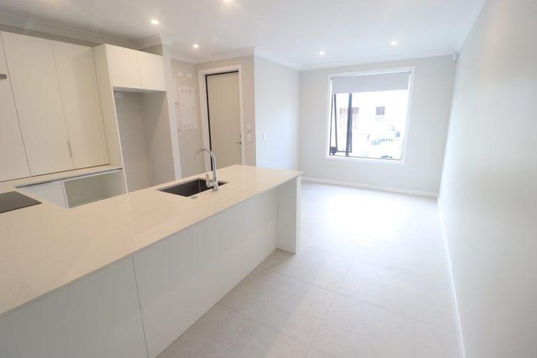 Photo of property in 21 Harewood Street, Whenuapai, Auckland, 0618