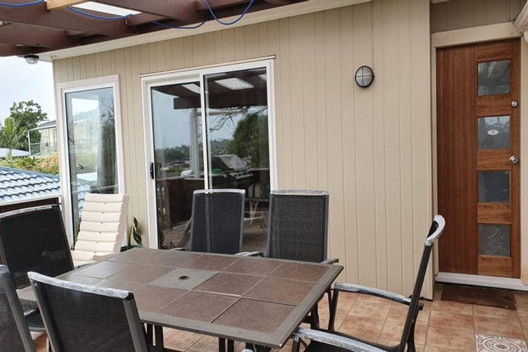 Photo of property in 36 Jade Avenue, Pakuranga Heights, Auckland, 2010