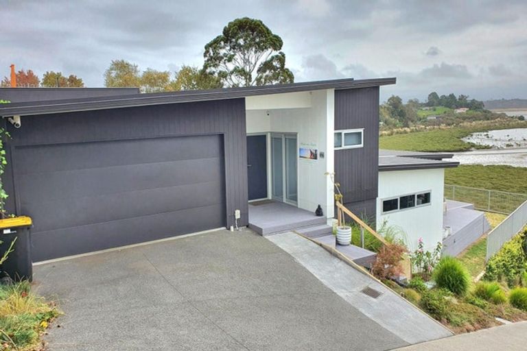 Photo of property in 87a Princess Road, Bellevue, Tauranga, 3110