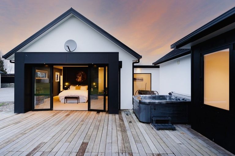 Photo of property in 1h Hoylake Street, Outram, 9019