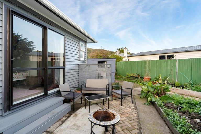 Photo of property in 8 Petrie Street, Wainuiomata, Lower Hutt, 5014