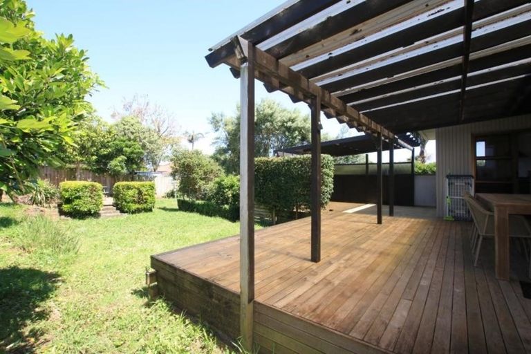 Photo of property in 13 La Veta Avenue, Mount Albert, Auckland, 1025