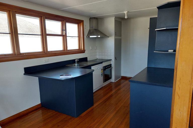 Photo of property in 6 Homer Place, Upper Riccarton, Christchurch, 8041