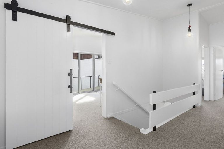 Photo of property in 42 Crosby Street, Mornington, Dunedin, 9011