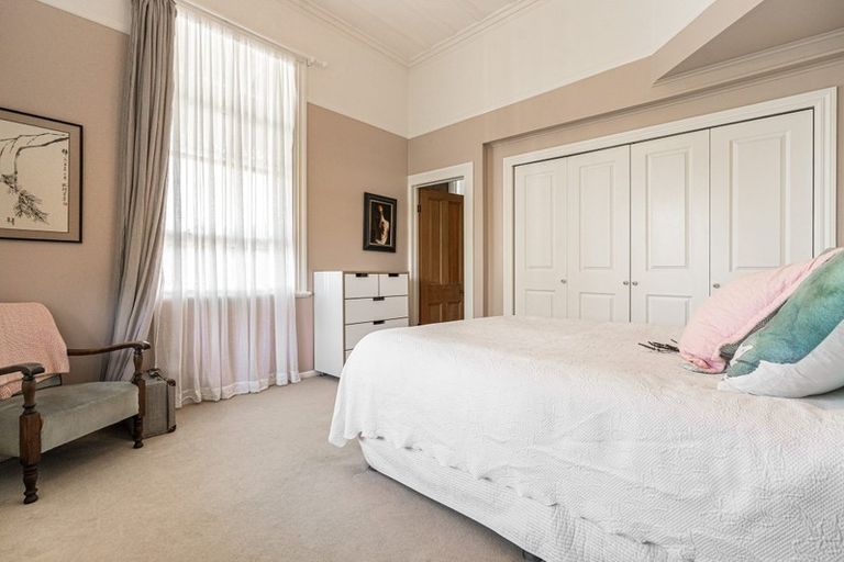 Photo of property in 71 Vauxhall Road, Devonport, Auckland, 0624