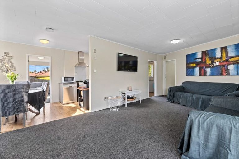 Photo of property in 28 Alison Street, Mangakakahi, Rotorua, 3015