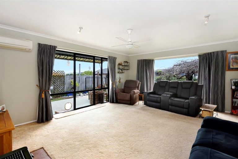 Photo of property in 6 Baxter Place, Stoke, Nelson, 7011