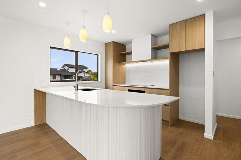 Photo of property in 102 Auckland Road, Greenmeadows, Napier, 4112