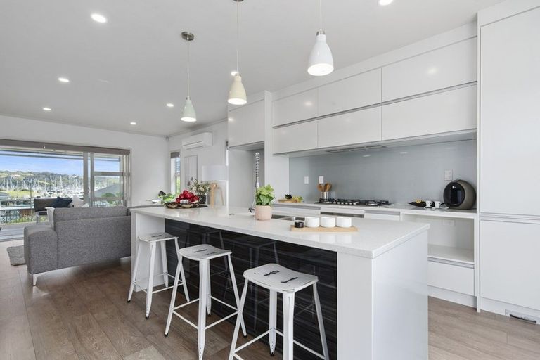 Photo of property in 3 Kaipuke Crescent, Gulf Harbour, Whangaparaoa, 0930