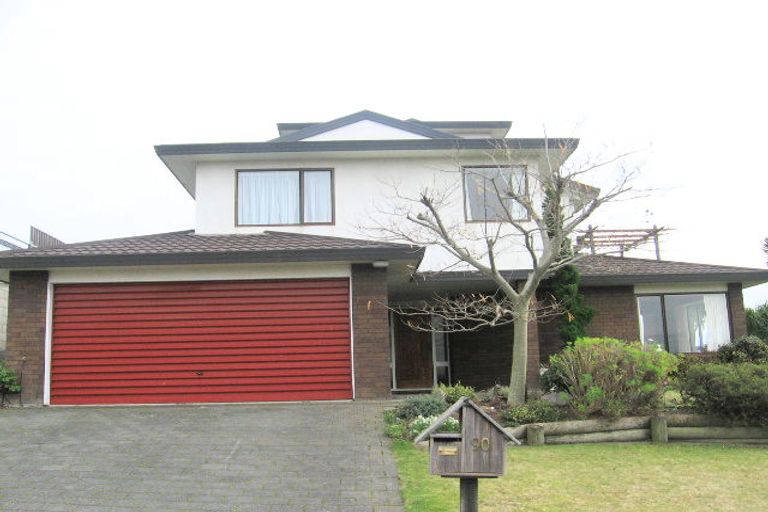 Photo of property in 90 Churchill Drive, Taradale, Napier, 4112