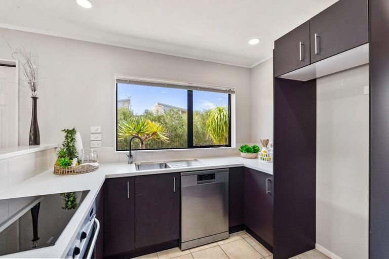 Photo of property in 19 Surfside Lane, Ruakaka, 0116