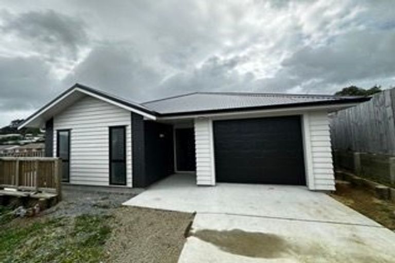 Photo of property in 56a Westmeath Street, Waitangirua, Porirua, 5024