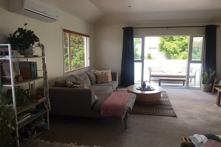 Photo of property in 5 Alfred Street, Northcote Point, Auckland, 0627