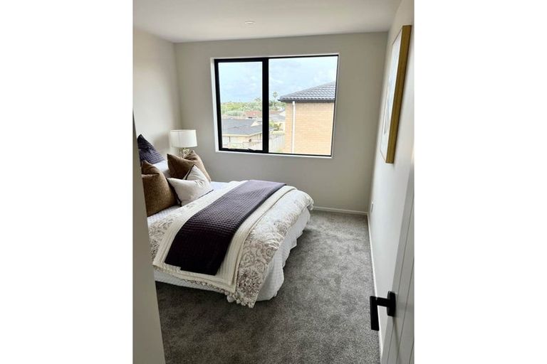 Photo of property in 313c Bucklands Beach Road, Bucklands Beach, Auckland, 2012