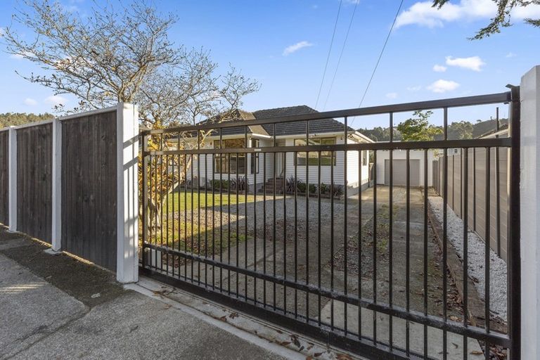 Photo of property in 312 Stokes Valley Road, Stokes Valley, Lower Hutt, 5019