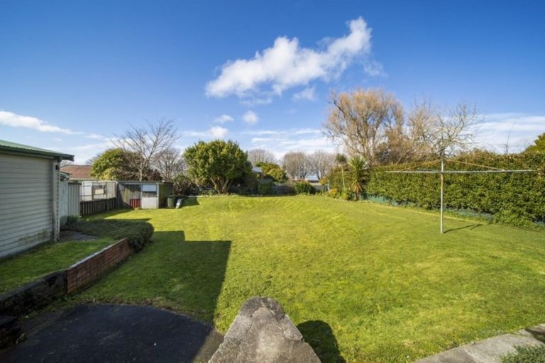 Photo of property in 124 Miranda Street, Stratford, 4332