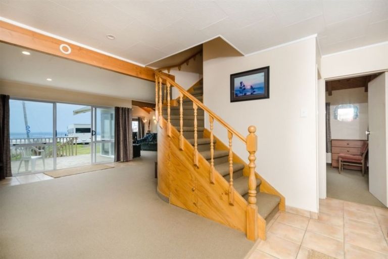Photo of property in 1 Ocean Close, Te Kopuru, Dargaville, 0371