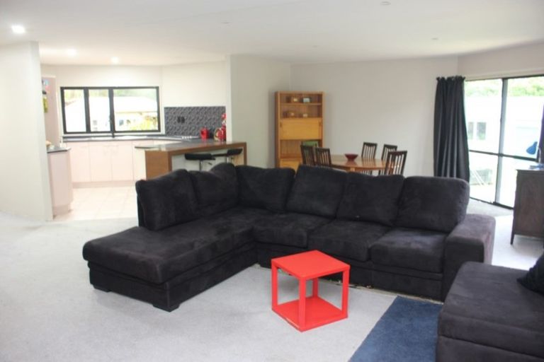 Photo of property in 31a Nikau Street, Inglewood, 4330