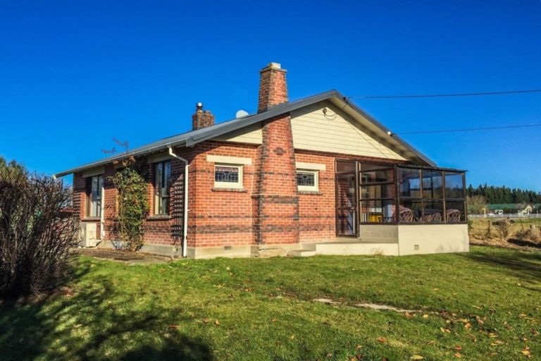 Photo of property in 117 Timaru Road, Waimate, 7980