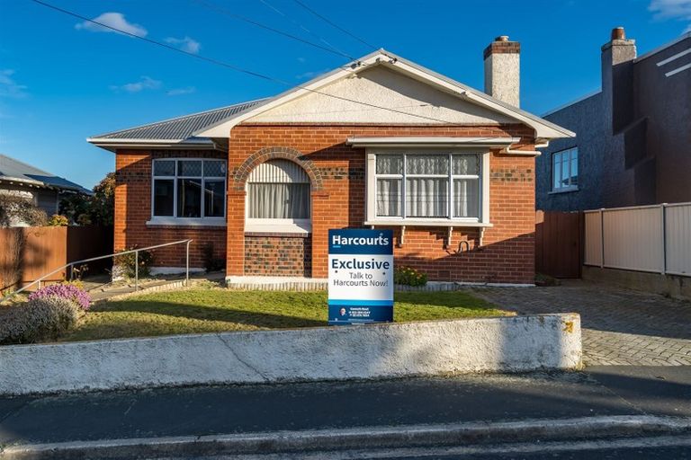 Photo of property in 4 Forbes Street, Balaclava, Dunedin, 9011