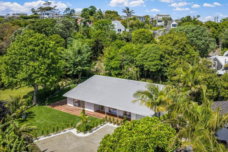 Photo of property in 36b The Circle, Manly, Whangaparaoa, 0930