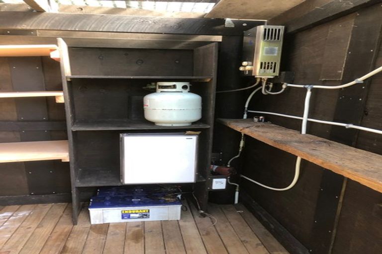 Photo of property in 455 Tuateawa Road, Tuateawa, Coromandel, 3583