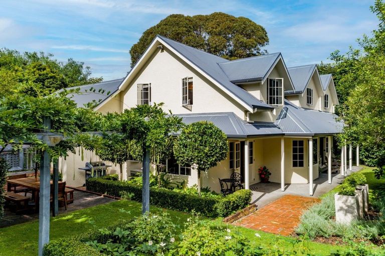 Photo of property in 6 Reynolds Road, Havelock North, 4130