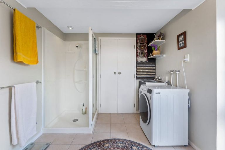 Photo of property in 1/207 Glamorgan Drive, Torbay, Auckland, 0630