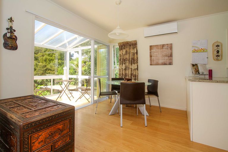 Photo of property in 1/19 Mcdowell Crescent, Hillcrest, Auckland, 0627