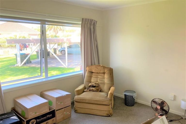 Photo of property in 19a Wheturangi Road, Greenlane, Auckland, 1051